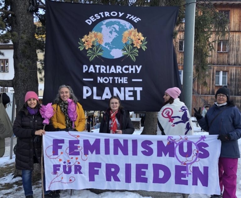 İsviçre Kadın Grevi: Kadınlar yalnız değil