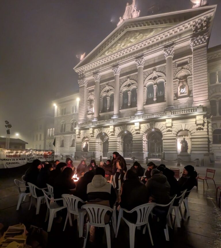 İsviçre Parlamentosu önündeki nöbet eylemi beşinci gününde
