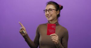 İsviçre’de vatandaşlık için 10 yıl kuralı korunuyor