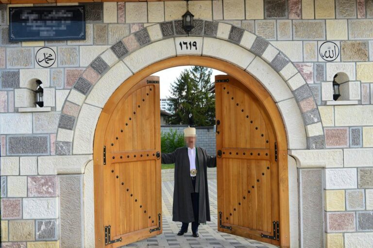 İsviçre’de sahte “imam” 3,5 yıl hapis ve üç yıl sınır dışı