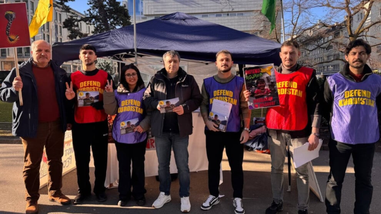 Zürih’te Rojava için dayanışma infostandı açıldı