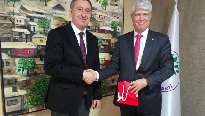 İsviçre Büyükelçisi Scheurer, DEM Parti’yi ziyaret etti