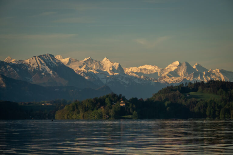 Zug gölünde kadın cesedi bulundu