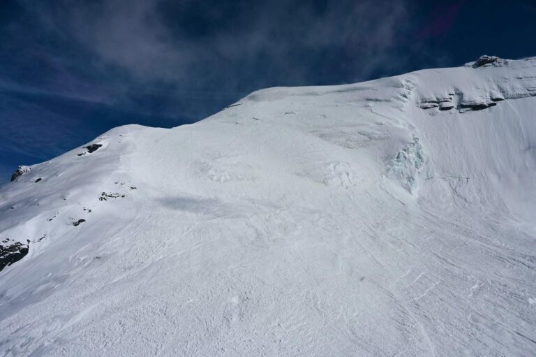 Airolo’da çığ faciası: iki kişi hayatını kaybetti