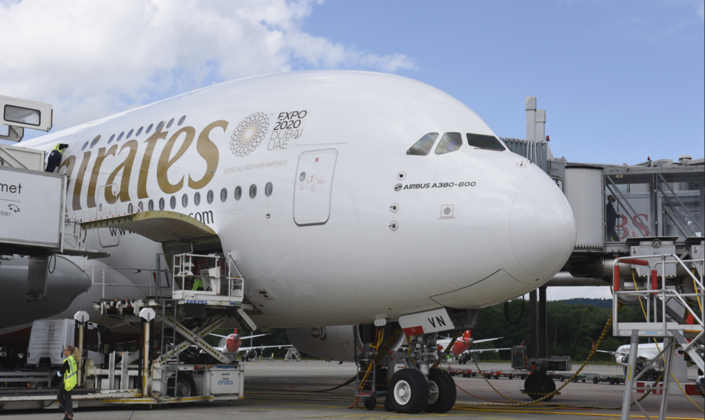 Emirates Zürih-Dubai uçuşlarını yeniden başlattı