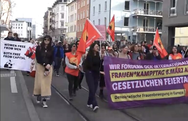 İsviçre’de 8 mart yürüyüşleri: kadınlar sokaklara çıktı