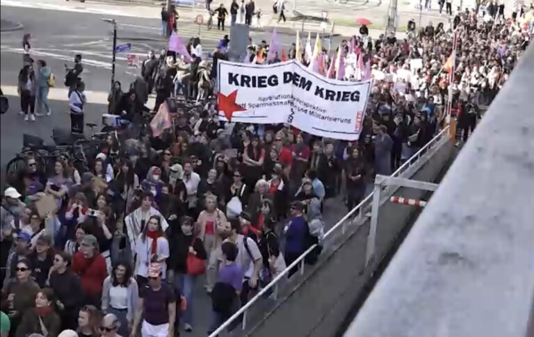 İsviçre’de 8 mart etkinlikleri: birçok kentte yürüyüş ve mitingler düzenlendi