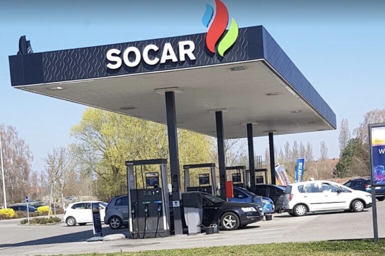 Alman sürücüler ucuz yakıt için İsviçre’ye geliyor