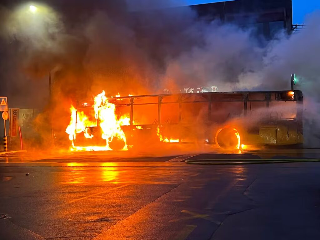 Kerzers’teki otobüs yangınında ölenlerin kimlikleri açıklandı