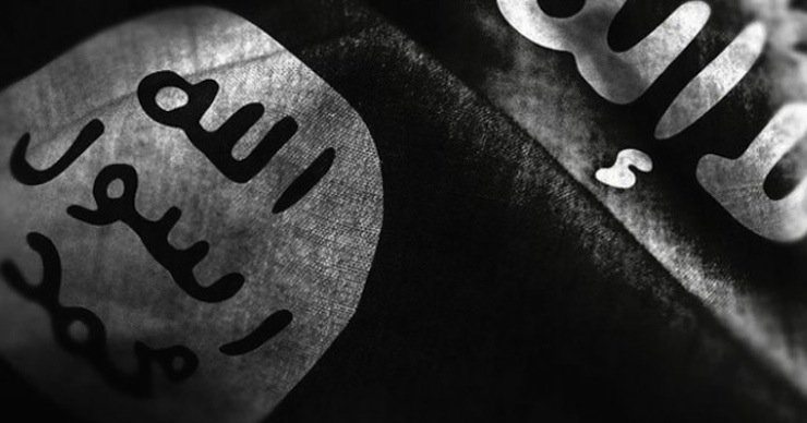 18 yaşındaki bir şahıs, İŞİD adına bıçaklı saldırı planlamakla suçlanıyor