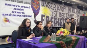 Zürih’te 8 Mart etkinliğinde kadın mücadelesi konuşuldu