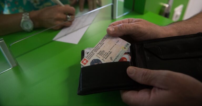 İsviçre’de sürücü belgeleri dijital hale geliyor