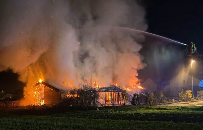 St-Maurice’te izci kulübü yangını: iki genç gözaltında