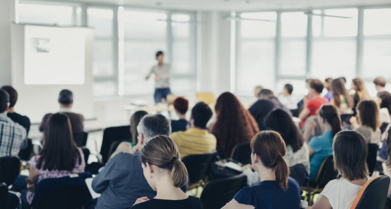 İsviçre’de master mezunları için işsizlik arttı