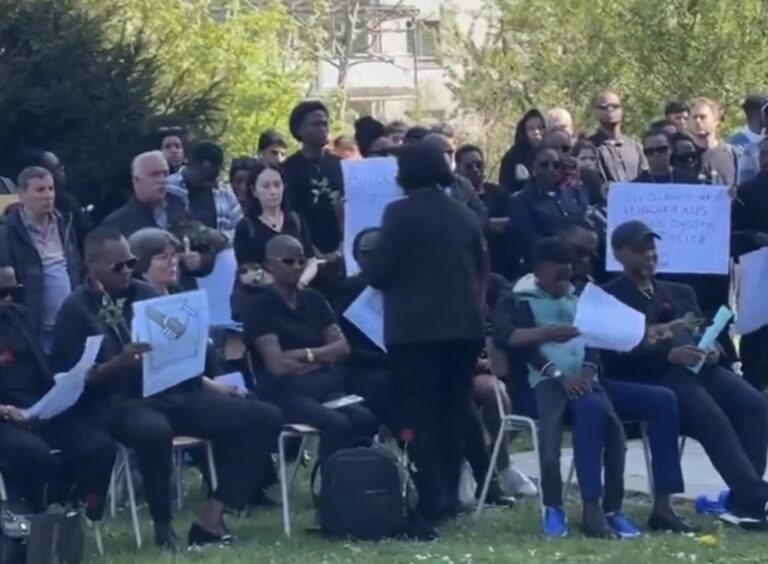 Zürich’te sığınmacı kampındaki ölümün ardından sessiz anma