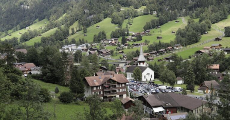 Gstaad’da yabancı alımlar tartışma yarattı