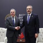 Cassis Türkiye’de diplomasi trafiğinde