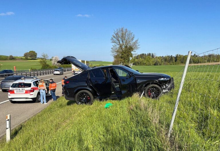 İsviçre’de çalıntı lüks araçlarla kaçış: otoyolda polis ateş açtı, çok sayıda kaza yaşandı