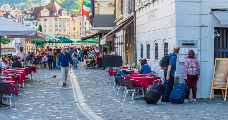 Luzern’de aşırı turizm krizi büyüyor