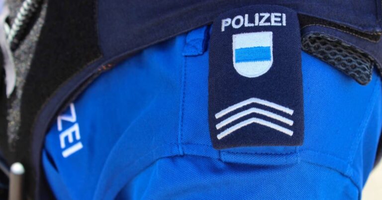 Zug’daki sığınmacı merkezinde bıçaklı kavga: 28 yaşındaki kişi ağır yaralandı