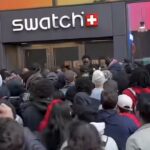 Swatch mağazalarında izdiham: Polis müdahale etti