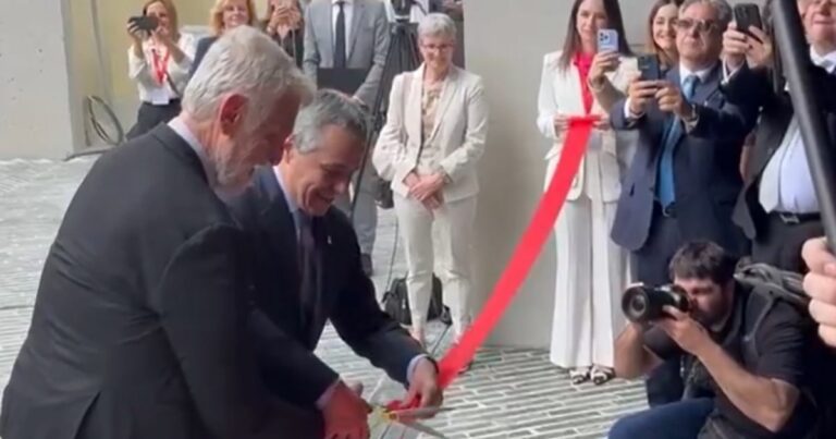 Cassis Atina’da diplomasi ve güvenlik görüşmelerinde