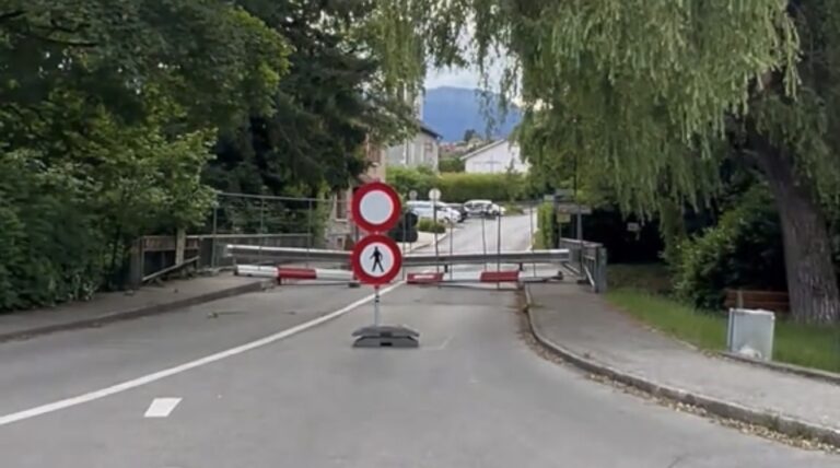 G7 öncesi Cenevre’de sınırlar kapatıldı, mağazalar bariyerlerle korundu