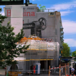 Zug’da bir evin yıkımı sırasında 85 yıllık duvar reklamı ortaya çıktı