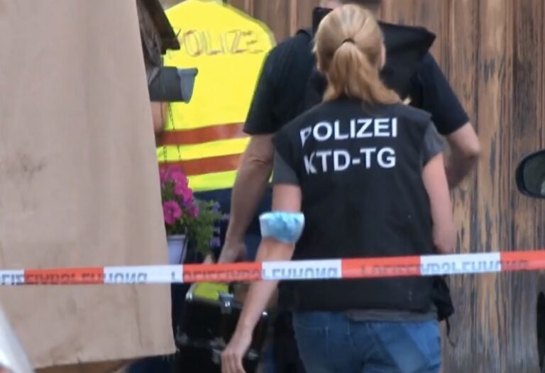 Thurgau’da 40 yaşındaki kadın evinde ölü bulundu: Bir kişi gözaltında