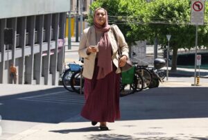 Başörtülü siyasetçiden hukuk mücadelesi