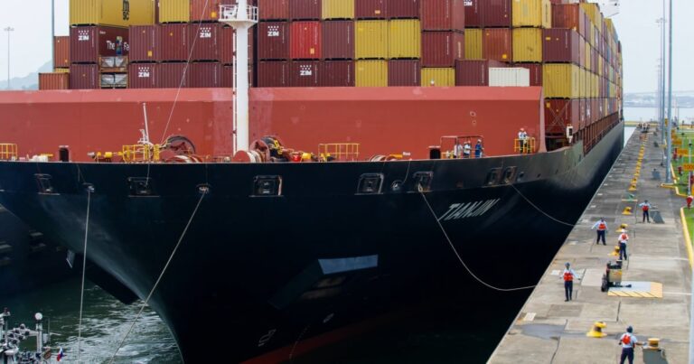 İsviçre, Panama Kanalı’nın tarafsızlık protokolüne katıldı
