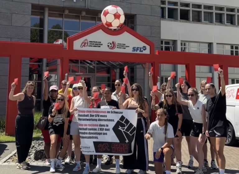 İsviçre futbolunda ırkçılığa karşı 12 bin 600 imzalı çağrı