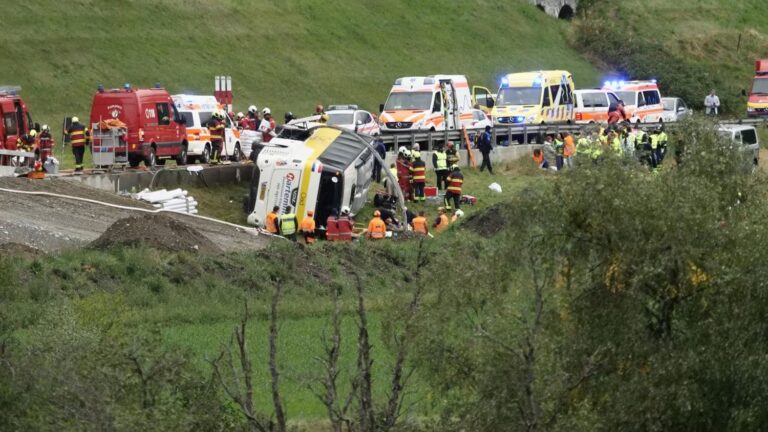Graubünden’de turist otobüsü devrildi: Çok sayıda ölü ve yaralı
