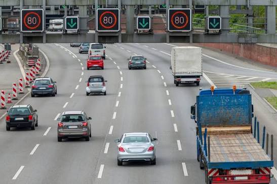İsviçre’de otoyollarda hız sınırı 80 km/saate düşürülebilir
