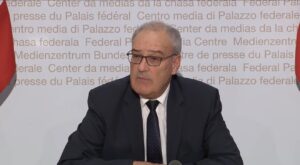 İsviçre Konfederasyon Başkanı görevini bırakıyor
